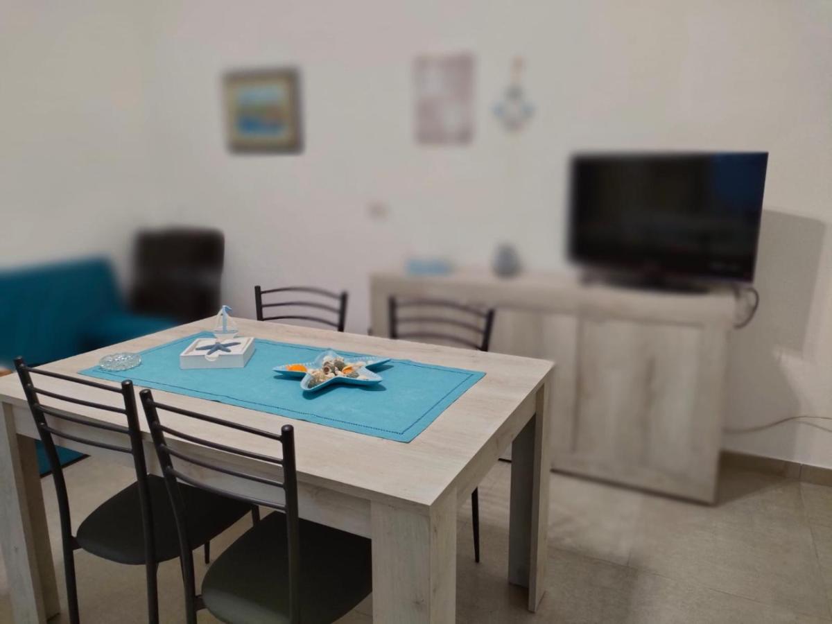 Casa Vacanze Da Lui' Torre Lapillo Eksteriør billede