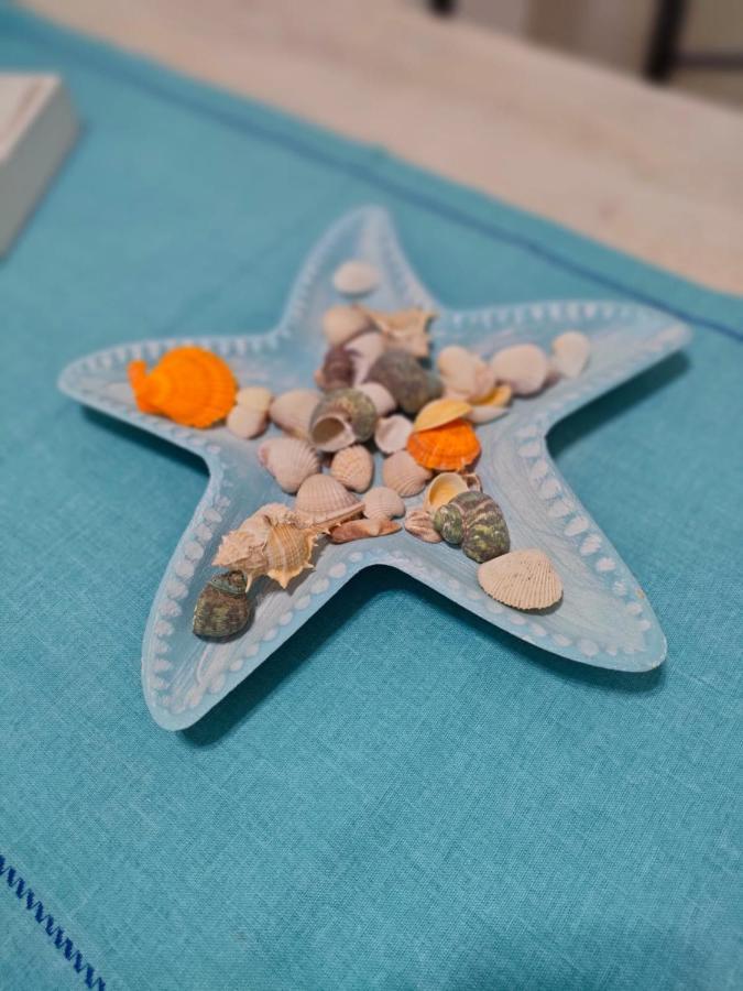 Casa Vacanze Da Lui' Torre Lapillo Eksteriør billede