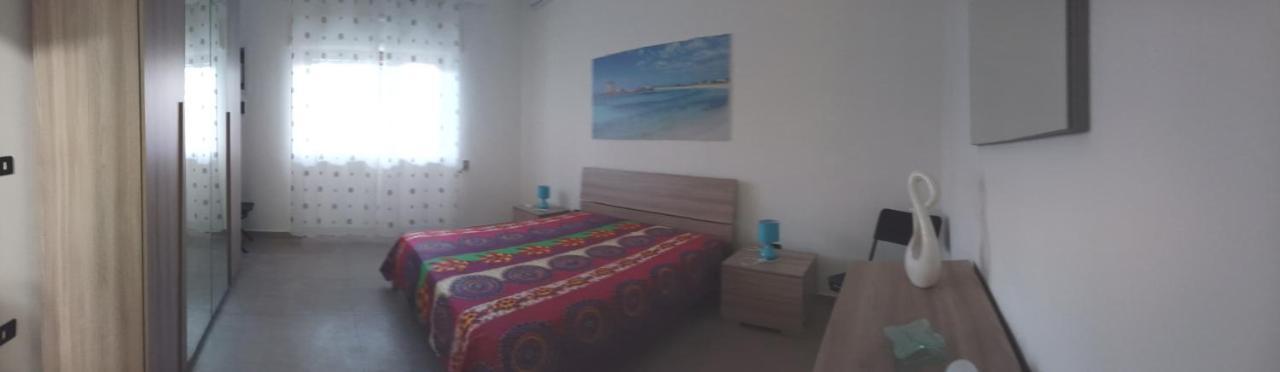 Casa Vacanze Da Lui' Torre Lapillo Eksteriør billede